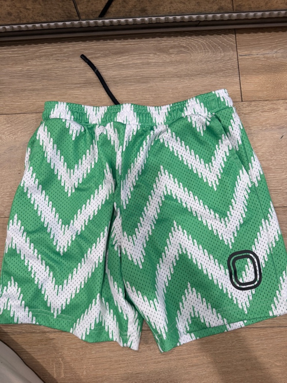 Kids Green & White Zigzag Athletic Shorts with Drawstring